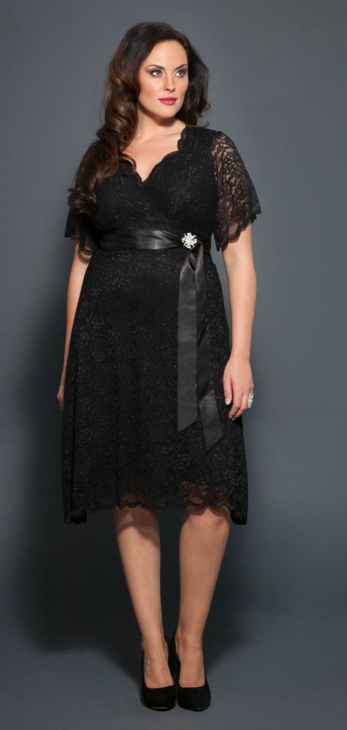 Plus-Size-Dresses-with-Sleeves