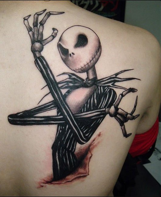 Black-And-Grey-Halloween-Doll-Tattoo-On-Right-Back-Shoulder