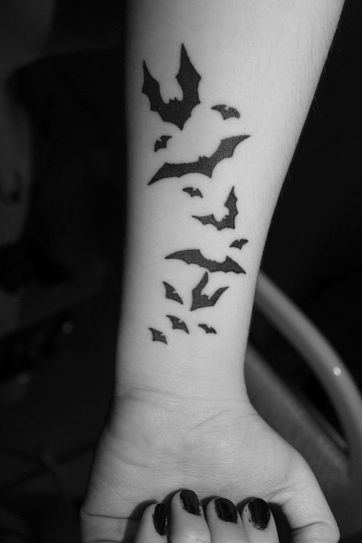halloween-tattoo-bats