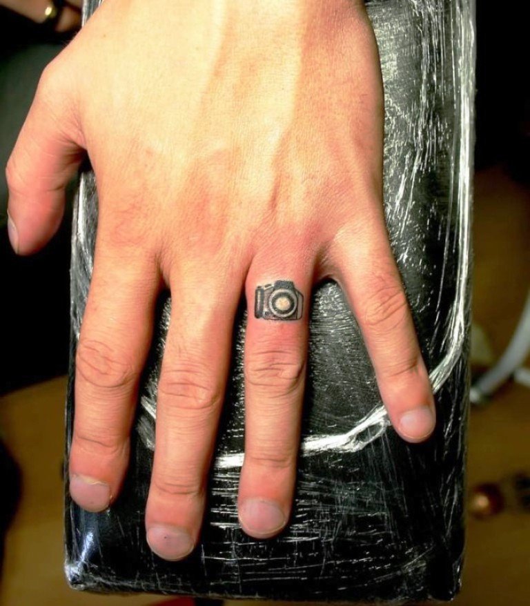1-tiny finger tattoo designs