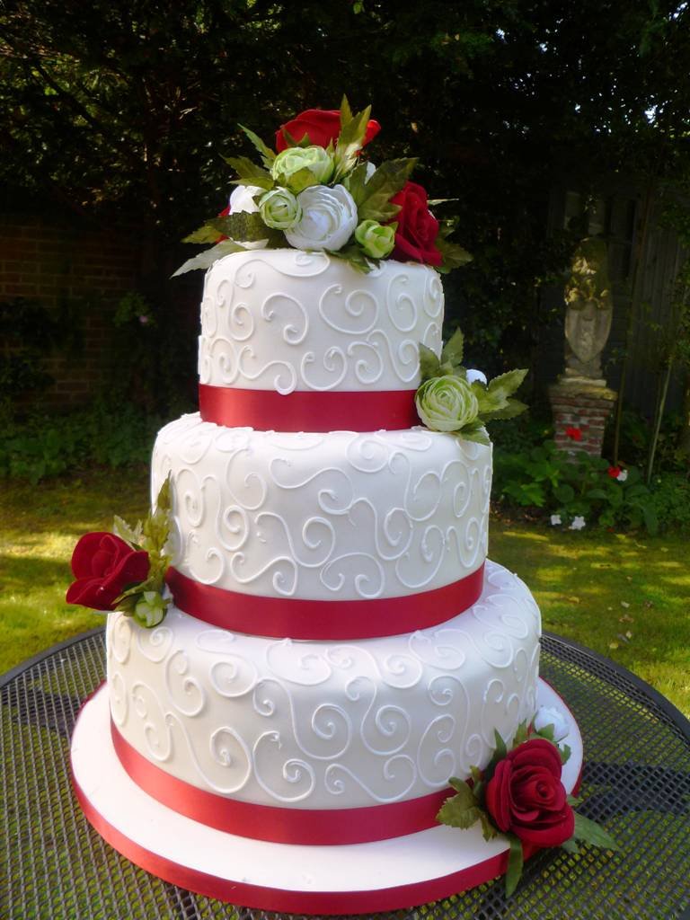 12-beautiful-wedding-cake-ideas