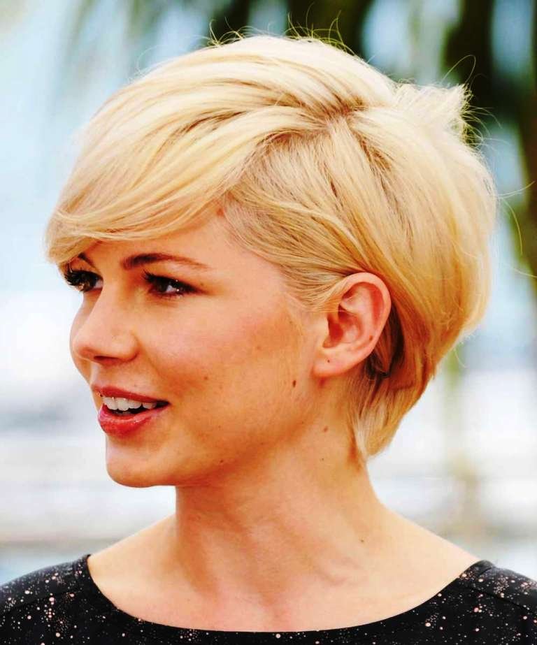 7-short-hairstyle-for-women