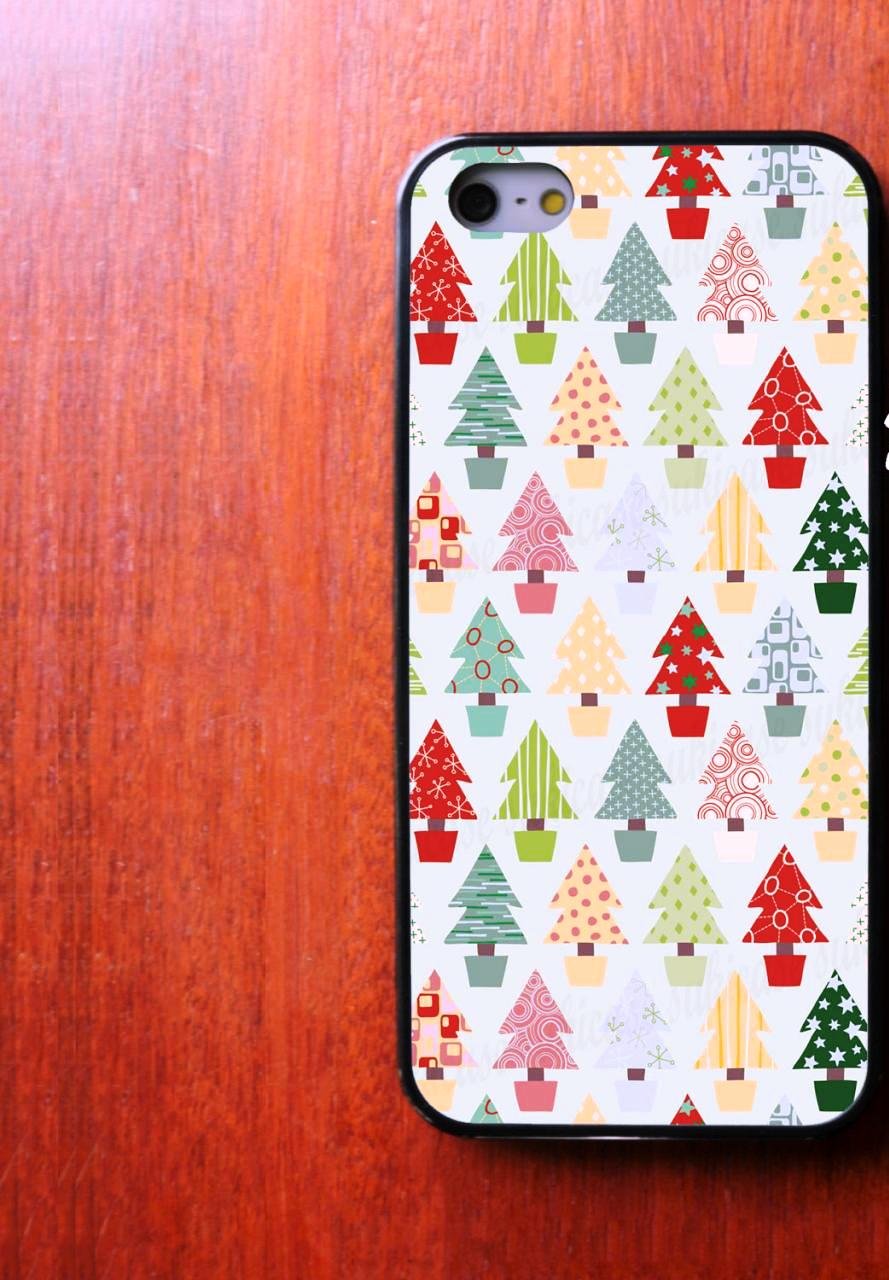 10-stylish-christmas-iphone-cases-for-the-festive-season