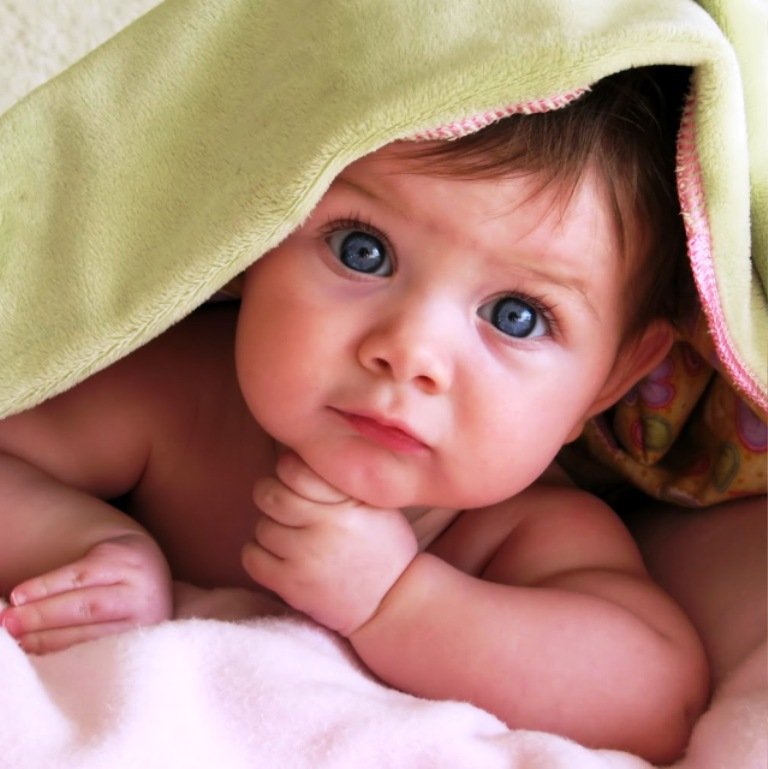 12-baby-wallpapers-with-smile