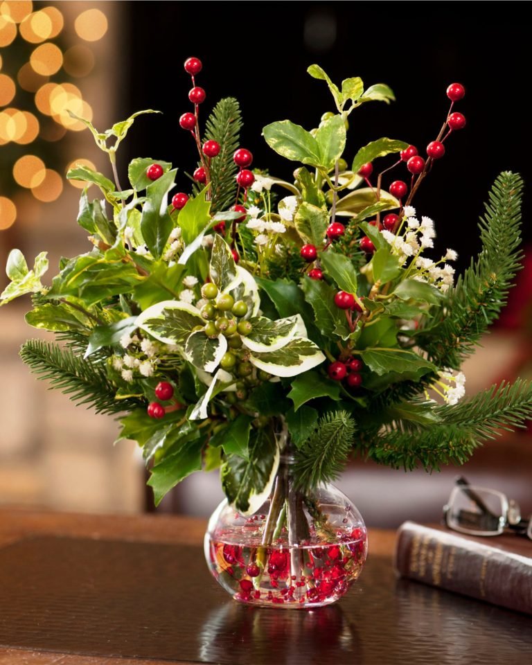 15 Flower Arrangement Ideas for Christmas · Inspired Luv