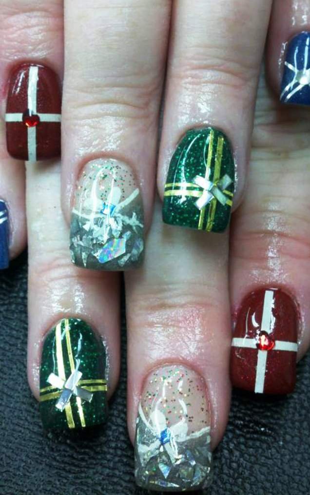 6-christmas-nail-ideas-to-try
