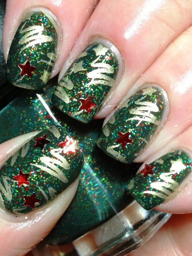 8-glitter-nail-art-ideas-in-christmas-spirit