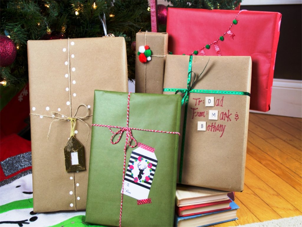christmas-gift-wrapping-ideas-using-kraft-paper