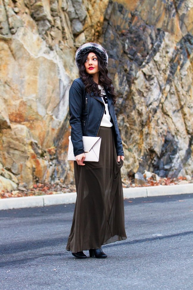 black-maxi-skirt-outfits-winter