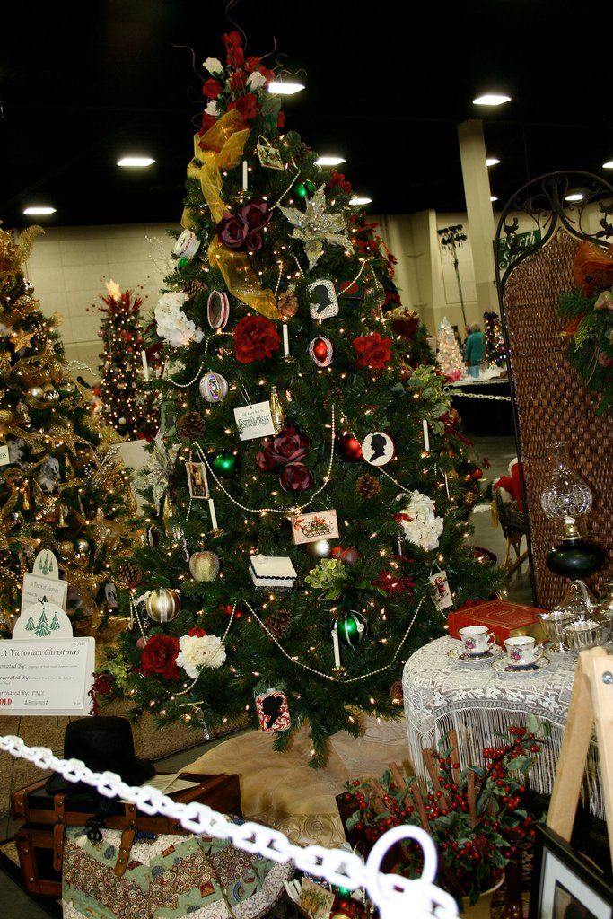 Victorian Decorations for Christmas Tree Ideas
