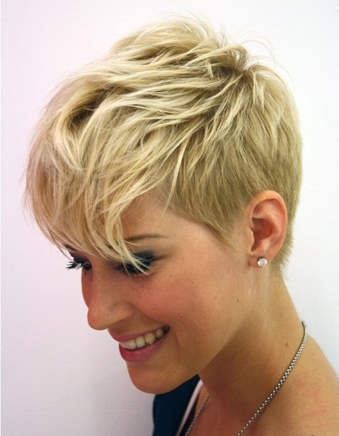 Short Hairstyle Ideas For Your Inspiration (6)