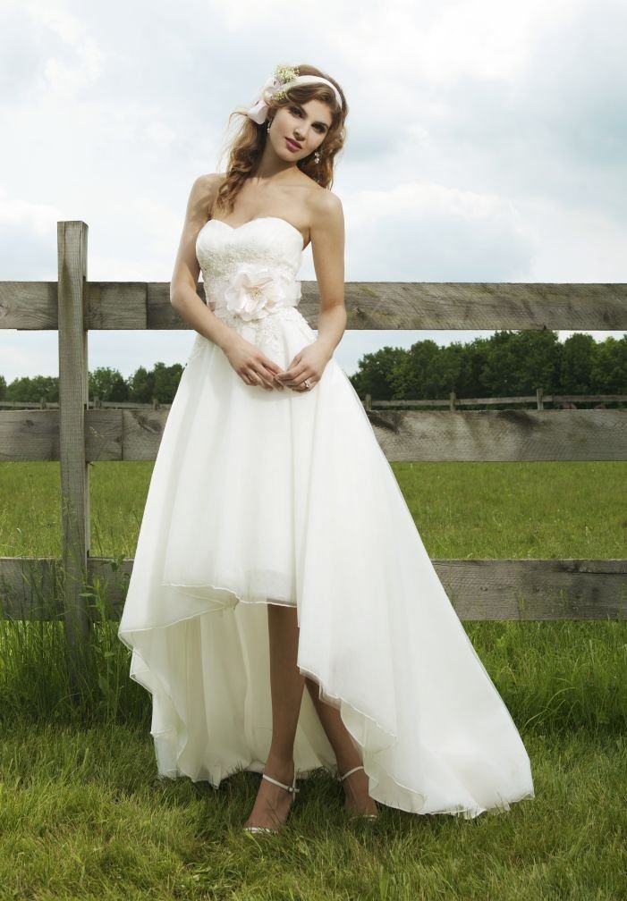 Country Wedding Dress Ideas Inspiredluv (14)