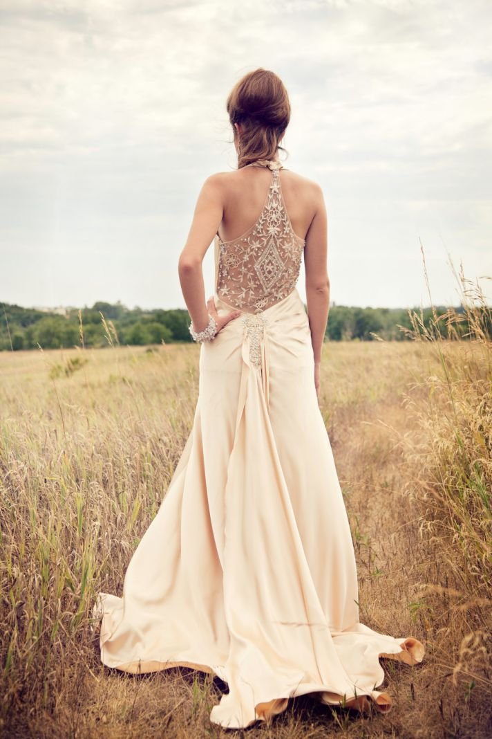 Stunning Vintage Wedding Dress Ideas Inspiredluv (17)