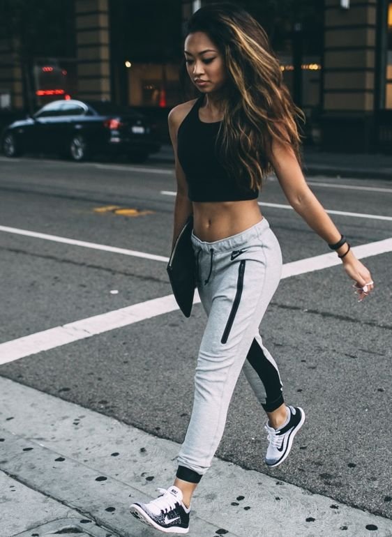 sweatpants outfit