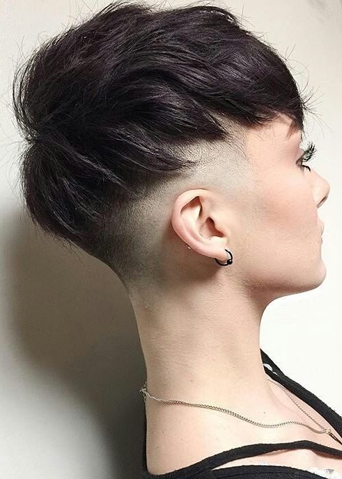 Amazing Short Hairstyles For Women (1)