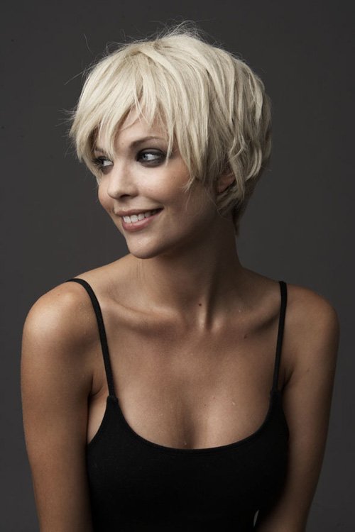Amazing Short Hairstyles For Women (2)