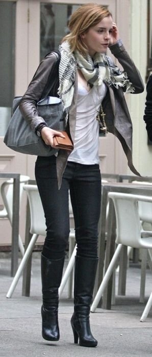 Trendy Black Jeans Outfits (14)