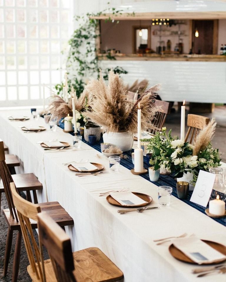 Why you can totally trust dried flowers for wedding decor