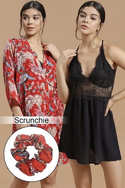 clovia-picture-short-nighty-with-floral-print-robe-in-blue-red-crepe-145625