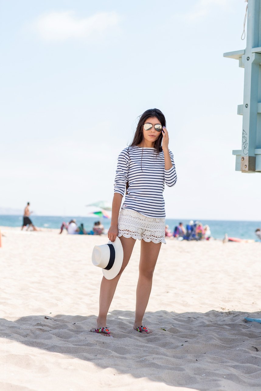 25 Best Beach Outfits For Women