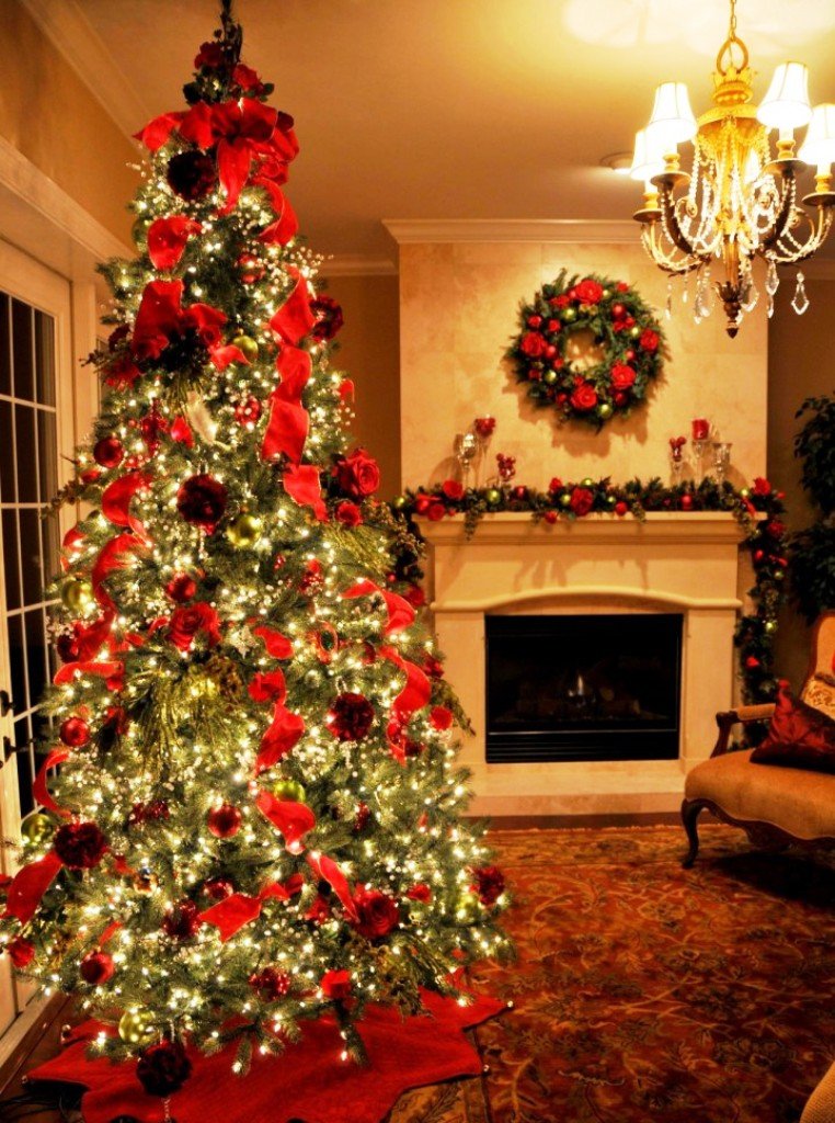 8-charming-christmas-tree-decorating-ideas