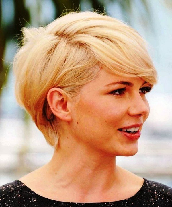 Amazing Short Hairstyles For Women (34)