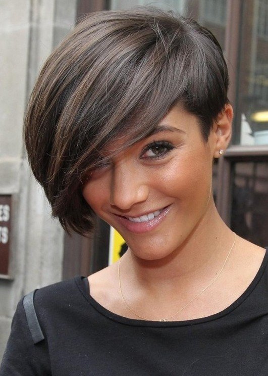 Short Hairstyles For Thick Hair inspiredluv (17)