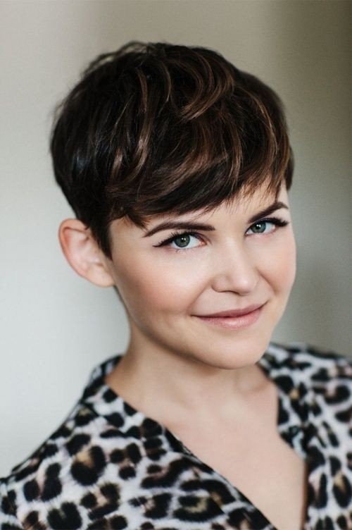 Short Hairstyles For Thick Hair inspiredluv (30)