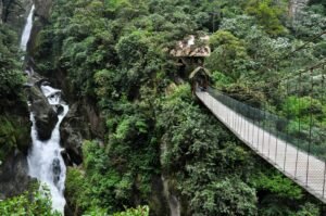5 Must-See Tourist Attractions in Ecuador